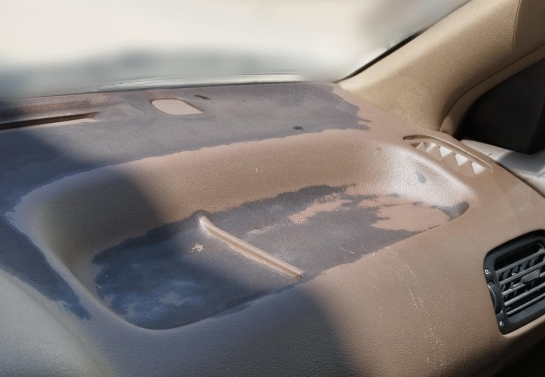 O Calor vai destruir o interior do seu carro. Você vai ficar olhando ou vai agir agora?
